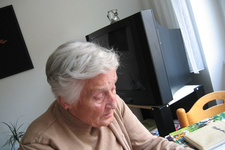 aide à la personne dépendante